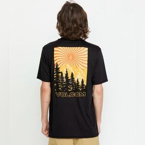 Volcom Get Out Tech Tee Black Graphic Performance Shirt Size Medium NWT